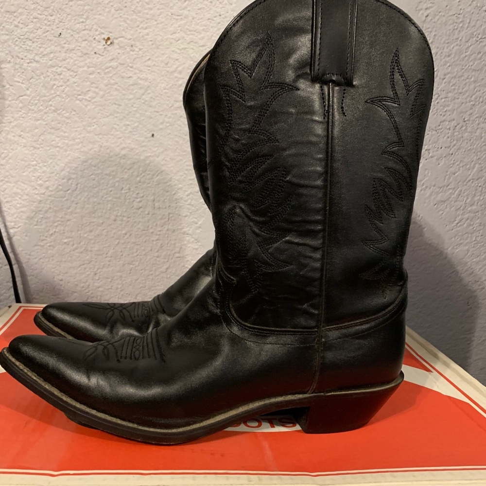 Women’s Justin boots